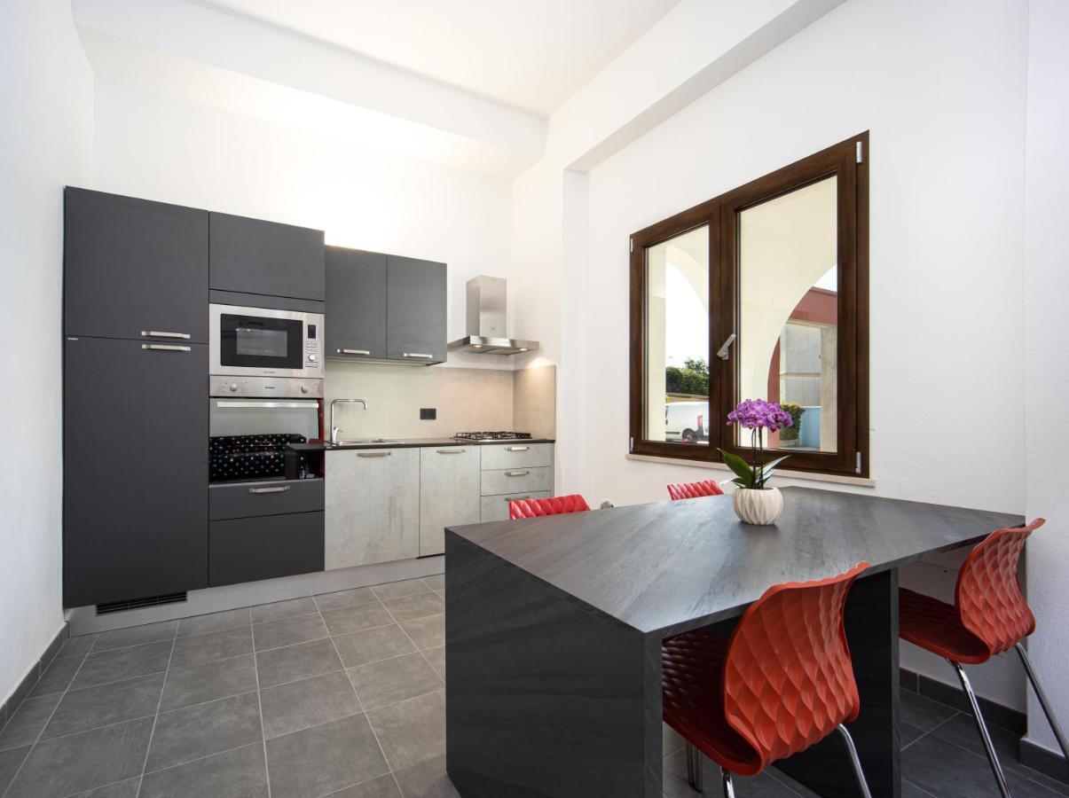 Coru E Mari 2 Apartments Pula Bagian luar foto